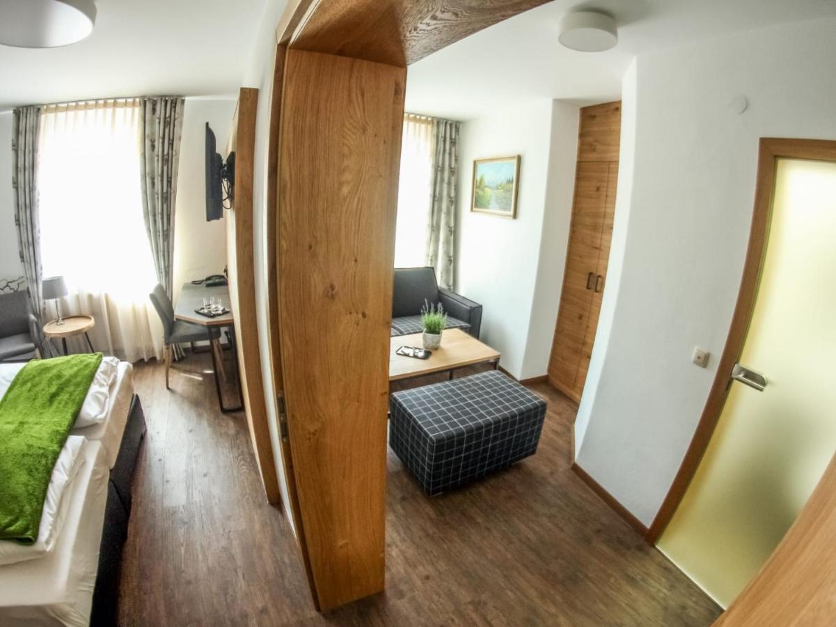 Hotel Zum Ehem. Koenigl. Bayr. Forsthaus 瓦尔德萨森 外观 照片