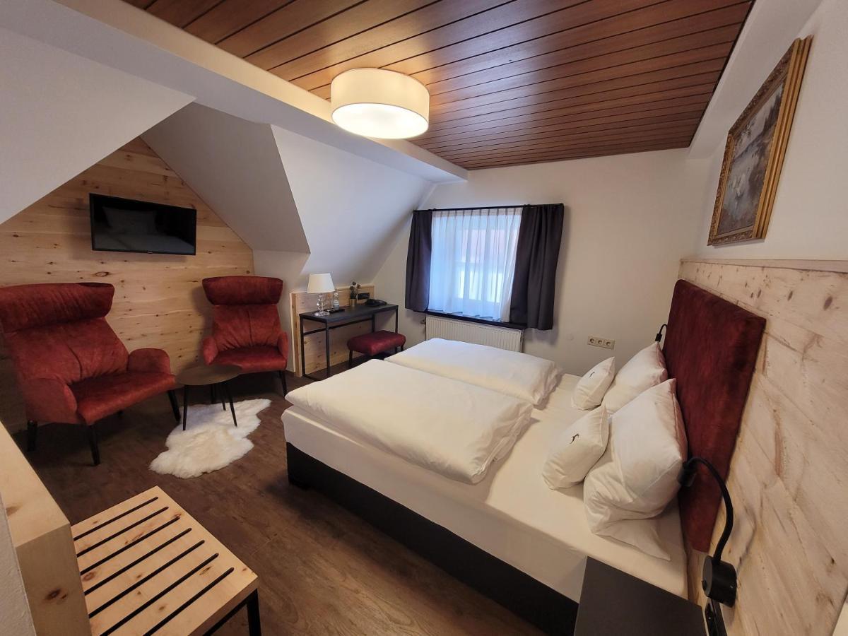 Hotel Zum Ehem. Koenigl. Bayr. Forsthaus 瓦尔德萨森 外观 照片